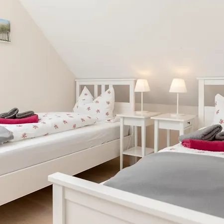 Ostfreesenhuus - Ostwind * Aurich